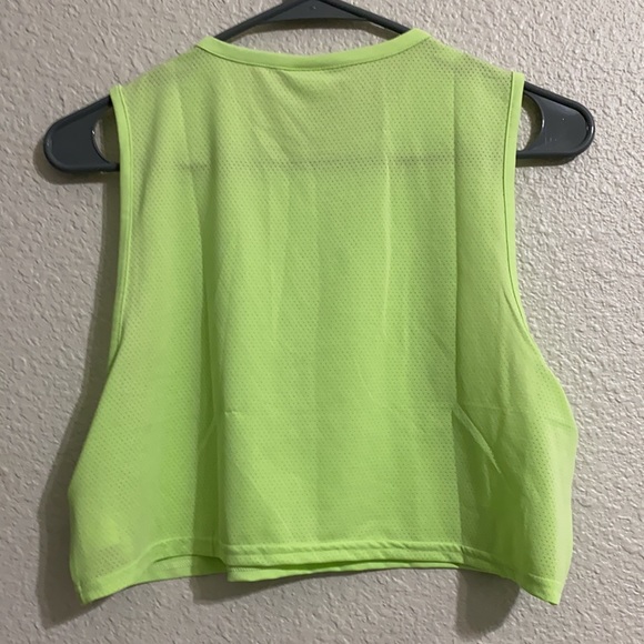 gymshark tank top - Picture 2 of 3